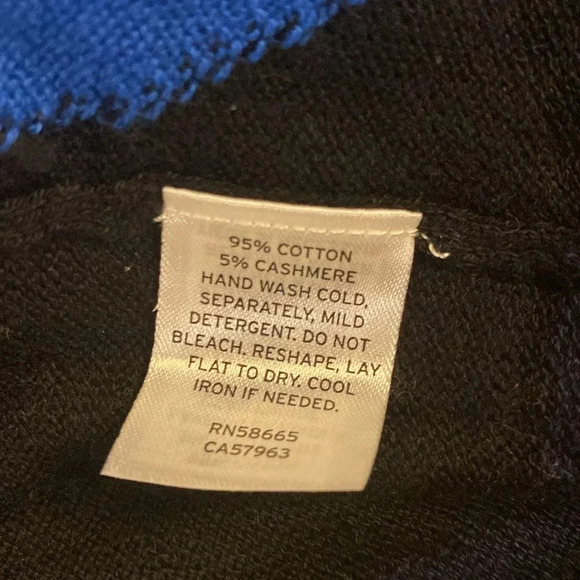 Cristina Martinez sweater size medium NWT - Picture 5 of 5